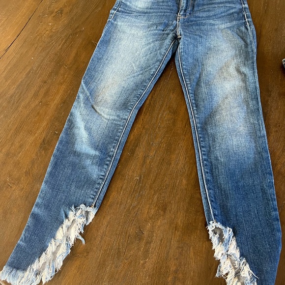 Bundle of 3 Hudson Jeans - Picture 4 of 10